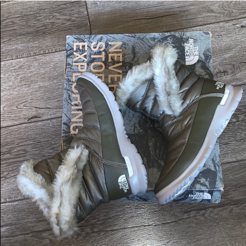 The North Face Boots Brand New with box